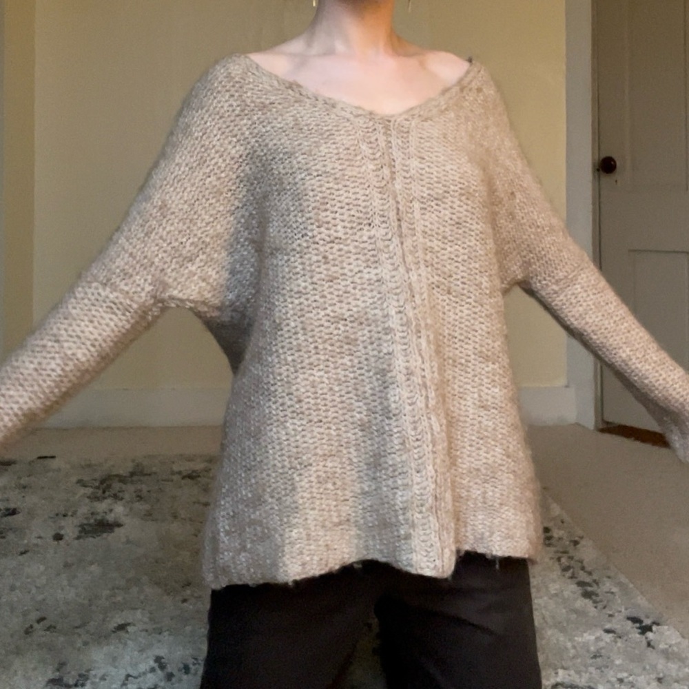 Moth Tan V-Neck Sweater with Chunky Knit Oversized Soft Comfy Flowy Cute Luxury - Picture 3 of 14